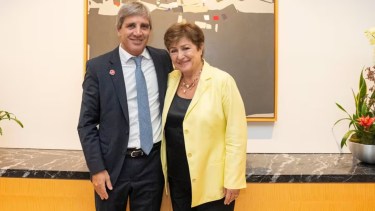 El Gobierno busca acelerar la aprobación del FMI para destrabar fondos y reforzar el respaldo internacional