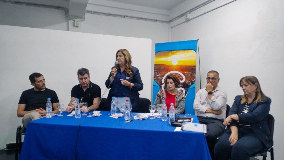 Catriel presentó una contrapropuesta por la distribución de regalías hidrocarburíferas. Gentileza.