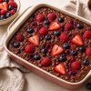 Imagen de Avena horneada con cacao y frutos rojos: la receta saludable que reemplaza al desayuno tradicional