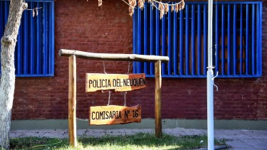 Violencia en Neuquén: un adolescente hirió a otro de un disparo y está siendo buscado por la Policía