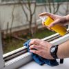 Imagen de Cómo limpiar los rieles de las ventanas: el truco definitivo para eliminar la suciedad acumulada