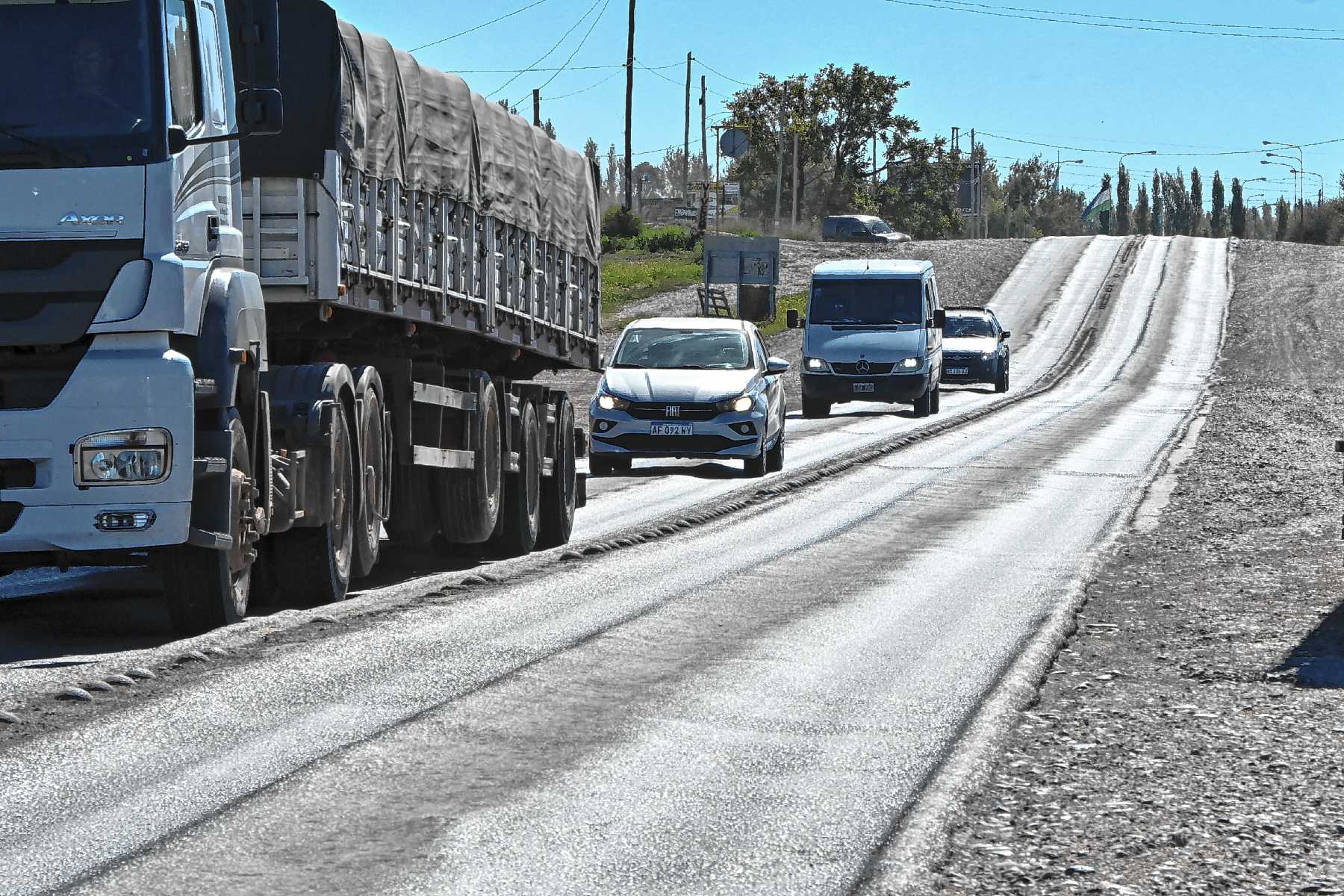 Weretilneck confirmó el traspaso de las rutas nacionales a las ...