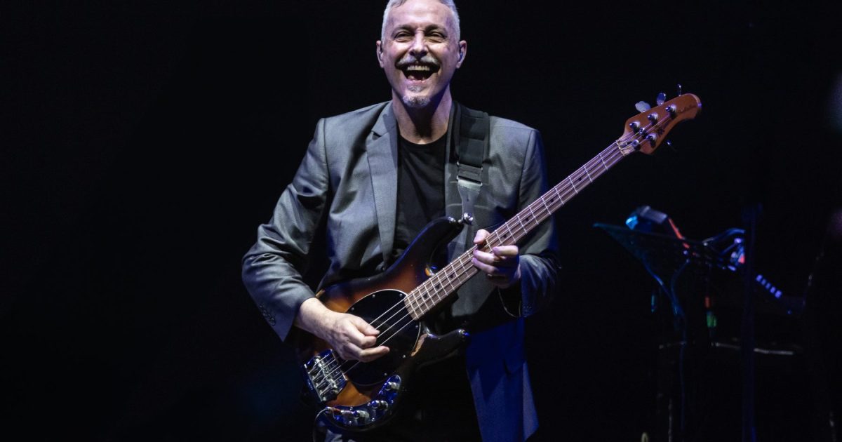 Pedro Aznar de gira por Río Negro y Neuquén con “Una noche entre amigos”