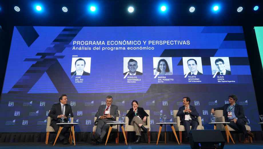 Los especialistas en un solo escenario. Inicia el Congreso Económico Argentino en la edición 2026 de Expo EFI. 