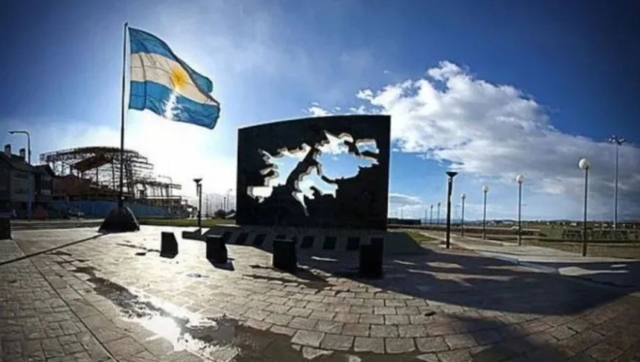 Islas Malvinas en la mira: afirman que Donald Trump evalúa quitar su apoyo a la soberanía británica