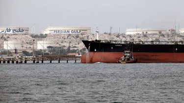 La industria petrolera de Irán al borde del colapso por el bloqueo naval de Estados Unidos: la estrategia para llegar a China