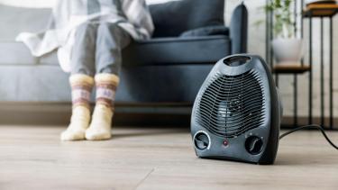 Cómo bajar la factura de luz en invierno: el truco poco conocido para mantener el calor