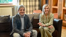 Imagen de Caputo se reunió con la reina Máxima en Bariloche y será orador en el Foro Llao Llao