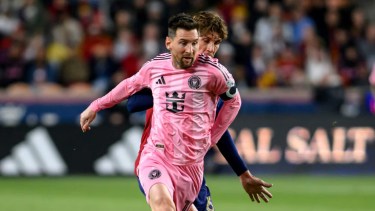 Con goles de De Paul y Suárez, el Inter Miami de Messi ganó de visitante por la MLS