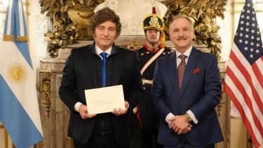 Peter Lamelas ratificó el apoyo de Estados Unidos al gobierno de Javier Milei: «El mundo está mirando a Argentina”