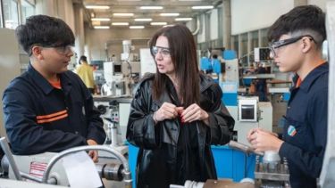 Cómo inscribirse en el programa Formando Capital Humano y qué cursos ofrece el Ministerio