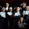 Imagen de "Santa quiero ser": seis monjas, un cura... y un musical