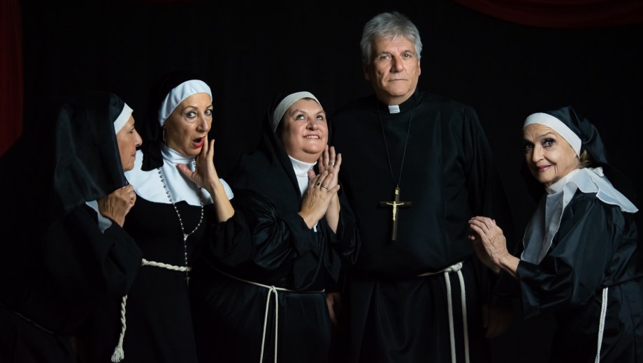 "Santa quiero ser", este domingo en Club de Arte  El Biombo de Roca.