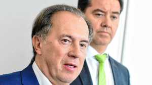 Luis Bertolini: «A los concejales les han ofrecido cargos en la Provincia para destituir al intendente»