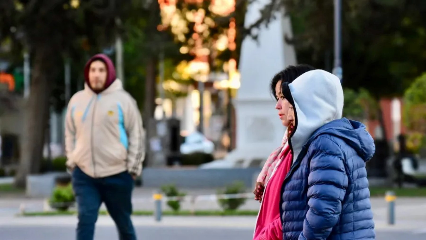Contrastes climáticos extremos: tormentas y bajo cero en la cordillera, mientras el Alto Valle encara vientos fuertes