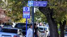 Imagen de Estacionamiento medido, colectivos y más: cómo funcionarán los servicios en Neuquén durante el lunes 25 de mayo