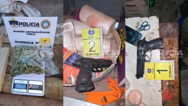 Buscaban pruebas en una causa por amenazas en Añelo: hallaron réplicas de armas y droga en dos casas