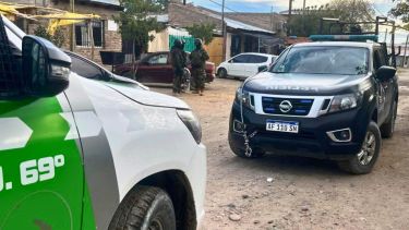 Allanamientos en Roca por un robo agravado: secuestraron armas, municiones y droga en tres viviendas