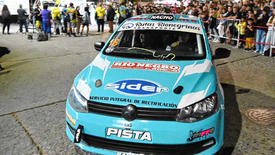 Agustín Pistagnesi dejá atrás la rampa de largada. El roquense viene de ganar en la N1 y va por más en casa.