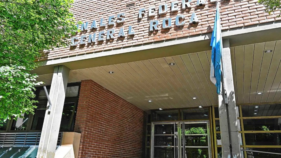 El Tribunal Oral Federal de General Roca dictó una condena por tenencia de drogas y otorgó prisión domiciliaria por razones sociales y familiares. Foto Archivo/Juan Thomes.