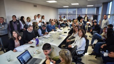 Preparan la primera sesión de la Legislatura de Río Negro y este martes definen el temario, con reformas