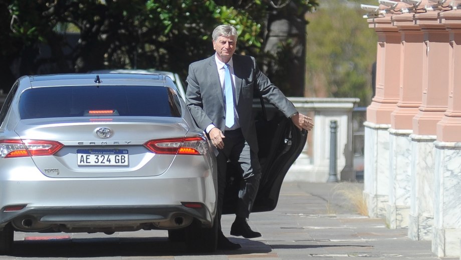 El gobernador de la Pampa fue a la Justicia por la Ley de Glaciares. (Foto: Clarín Fotografía)