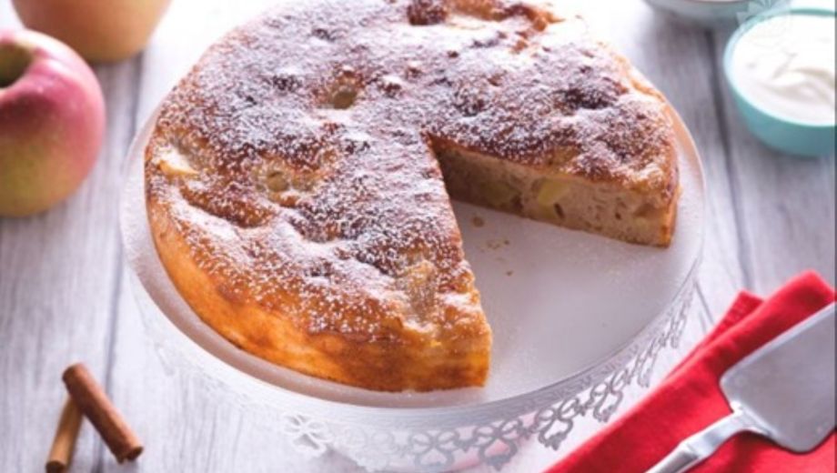 Cómo hacer torta de manzana con yogur: la receta matera definitiva para lograr una humedad única.-