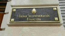Imagen de La UIF fijó cambios en el control de sujetos obligados en medio de la polémica por el patrimonio de Manuel Adorni