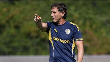 Un regreso y varios cambios: el once de Boca que piensa Úbeda para jugar el clásico con Independiente