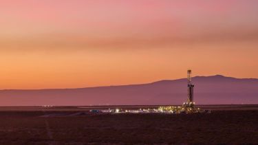 Vaca Muerta: Vista emitió un bono por US$500 millones para acelerar la producción de petróleo