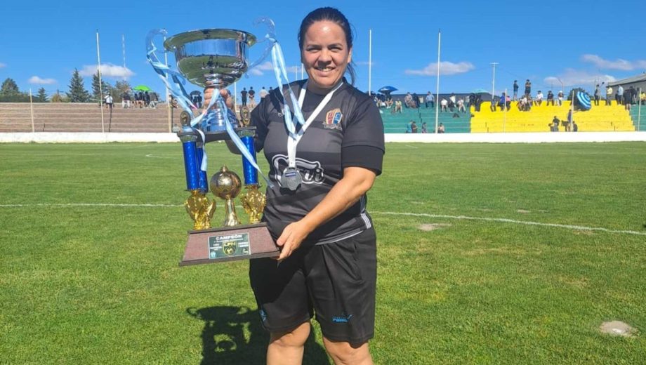 Eugenia, la arquera que se quedó con el título pero perdió su trabajo.