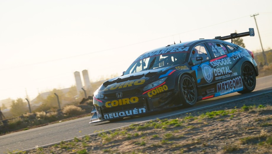 El piloto neuquino volvió de la mejor manera al automovilismo nacional.