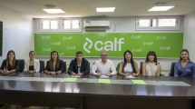 Imagen de CALF y Nippon Car sellaron una alianza para impulsar la transición energética en Neuquén