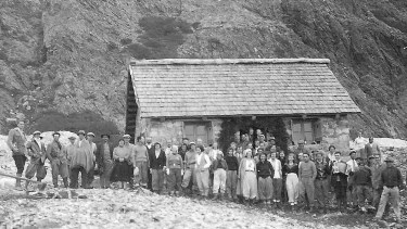 El primer refugio de montaña de Sudamérica está en Bariloche y ya lleva el nombre de quien lo construyó