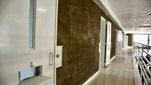 La jueza Gass dijo que el pabellón de máxima seguridad de la Unidad 11 fue «inaugurado para exhibición»