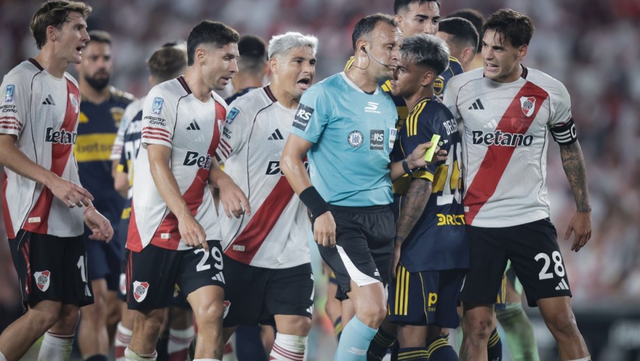 River pidió que no lo vuelva a dirigir Paletta en el VAR.
