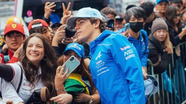 Así será la exhibición de Colapinto en Buenos Aires: horarios, recorrido y homenaje a Fangio