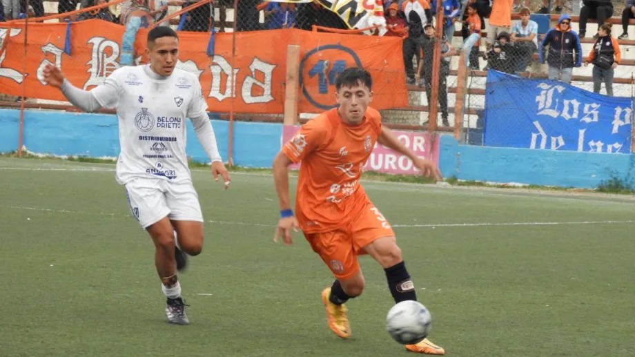 Atlético Regina será local de Deportivo Roca, en uno de los atractivos de la fecha. (Foto: Archivo)