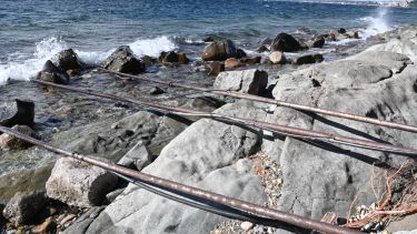 Sufrieron una descarga eléctrica en una playa de Bariloche: la justicia federal confirmó la condena