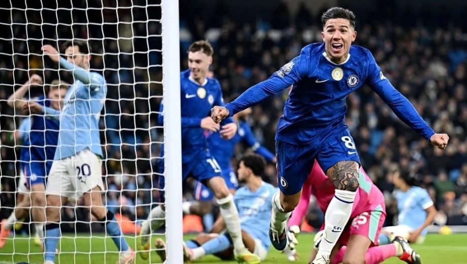 Enzo Fernández, seguido de cerca por Manchester City para incorporarlo después del Mundial. 