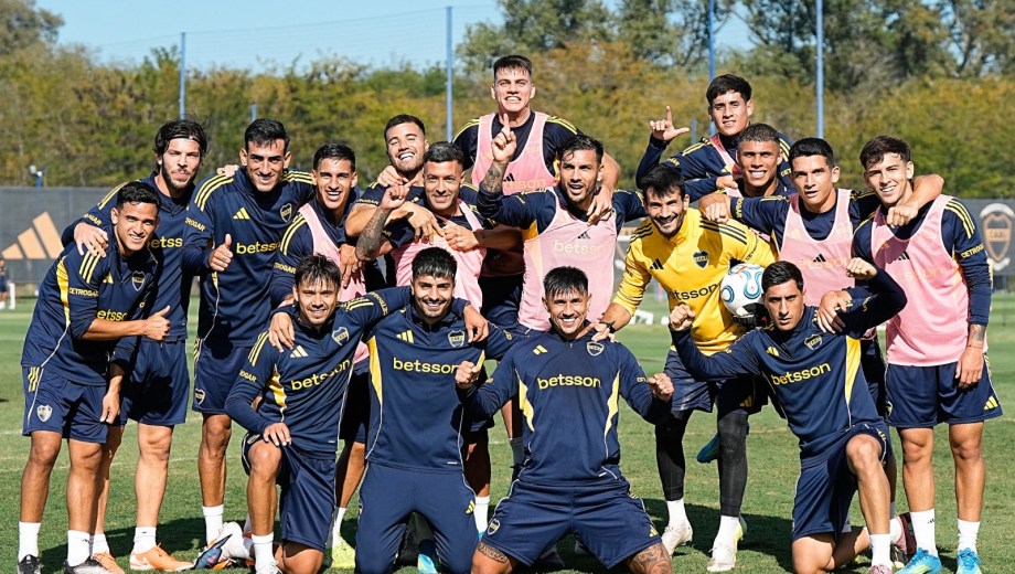 El plantel de Boca disfruta del gran presente y va por más. (Foto: @BocaJrsOficial)