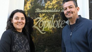 De pelar duraznos a mano en la Patagonia a construir un proyecto familiar que hoy produce, envasa y agrega valor en origen