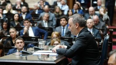 La oposición se mueve tras el informe de Manuel Adorni y planea impulsar una agenda que incomoda al Gobierno