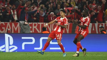 Bayern Múnich lo dio vuelta sobre el final y le ganó 4-3 a Real Madrid: ya están definidas las semifinales de la Champions