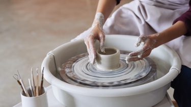 Burnout materno: las 50 cosas que toda madre necesita hacer en su tiempo libre