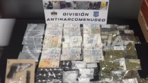 Imagen de Desbaratan una banda familiar dedicada a la venta de droga en Neuquén: seis detenidos y tres casas clausuradas