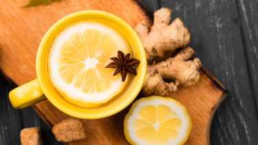 Cáscaras de limón y jengibre: el limpiador natural que renueva el aire de tu hogar
