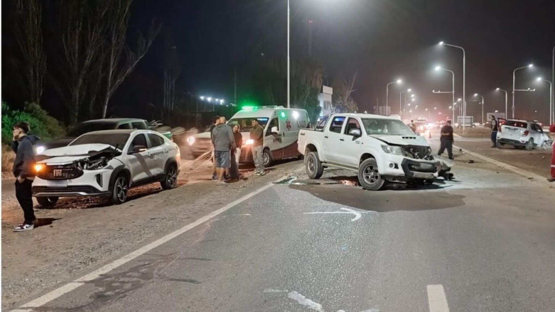 Dos heridos por un violento choque sobre la Ruta 7 en Centenario ...