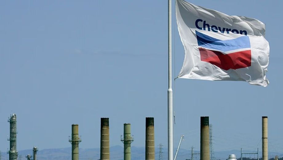 La compañía incrementará su participación en empresas mixtas clave de la Faja del Orinoco, a cambio de ceder sus intereses en proyectos de gas costa afuera, en una operación diseñada para optimizar la eficiencia operativa y consolidar su presencia en el país.