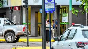 Estacionamiento medido, colectivos y más: cómo funcionarán los servicios en Neuquén durante los feriados del 2 y 3 de abril